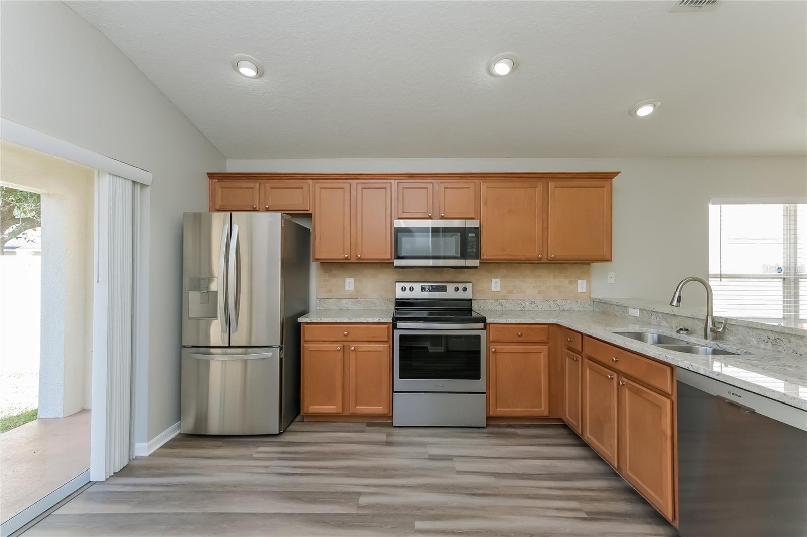 15411 Peach Stone Pl Property Photo 4