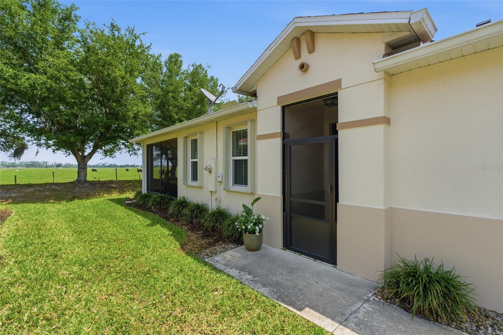 8834 Tuscany Isles Dr Property Photo 4