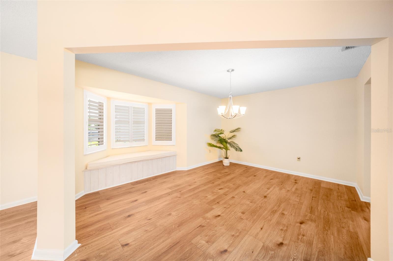 3162 E Village Dr Property Photo 11