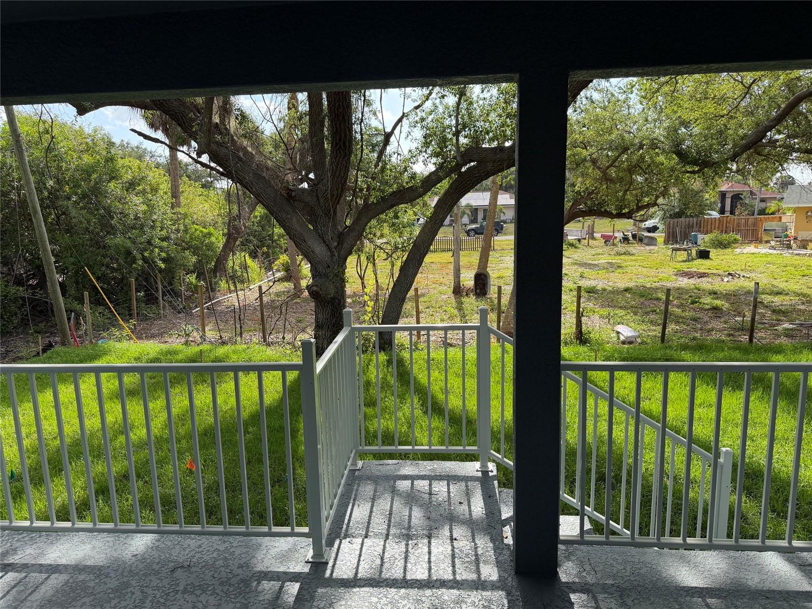 4508 Brintnall St Property Photo 10