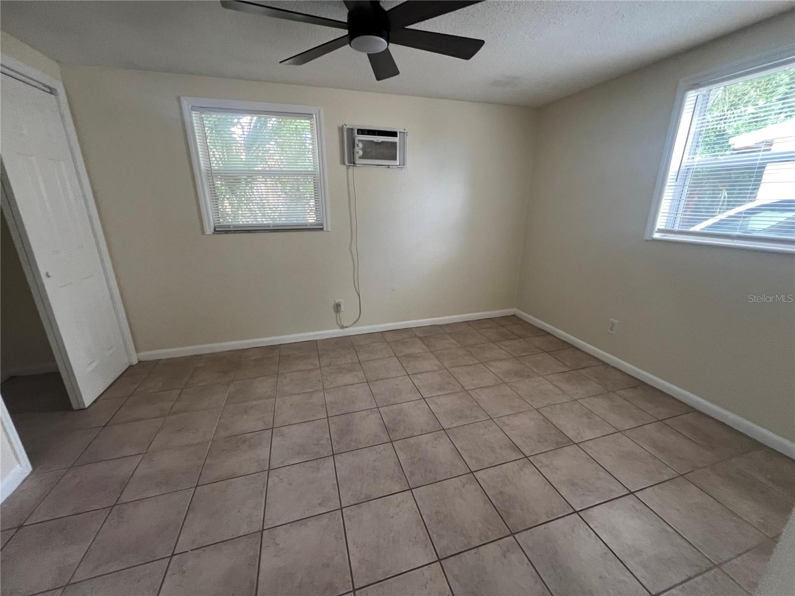 275 Pineapple St #b Property Photo 4