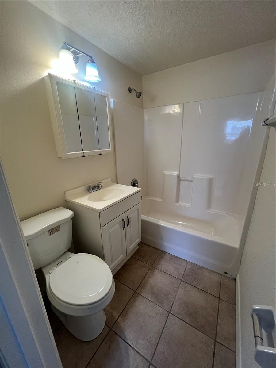 275 Pineapple St #b Property Photo 7