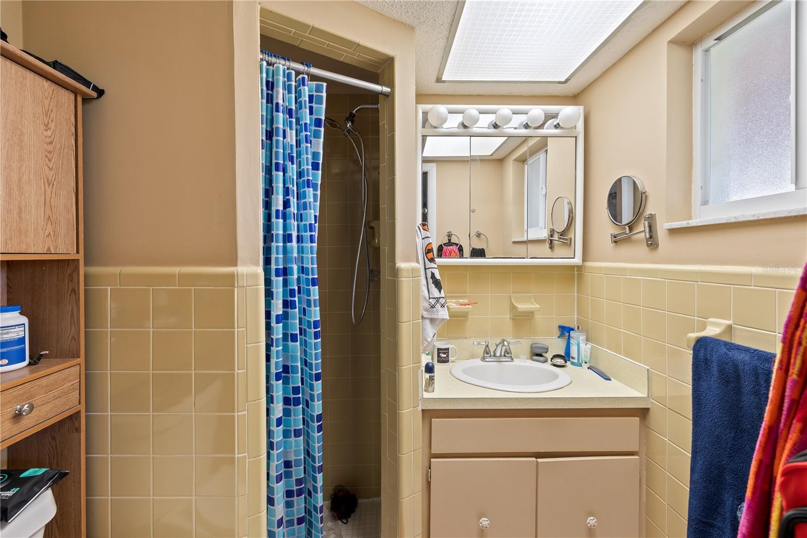 22158 Riverhead Ave Property Photo 11