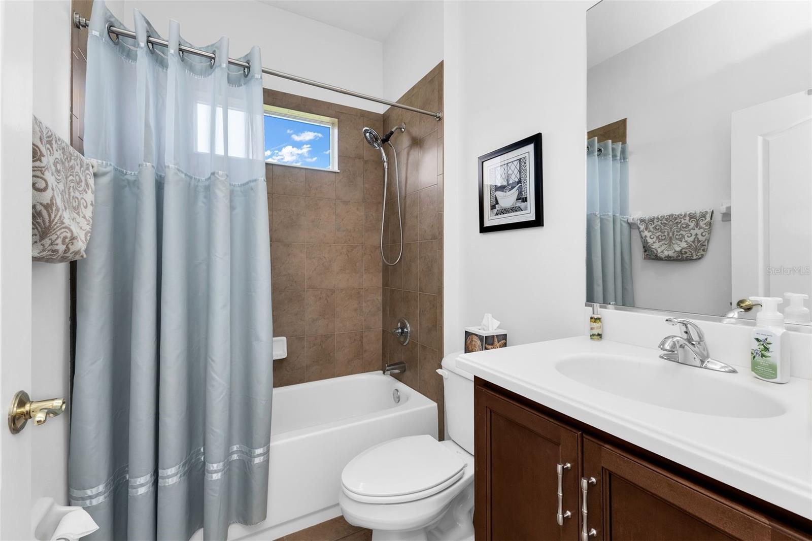 1713 Sunderland Dr Property Photo 16