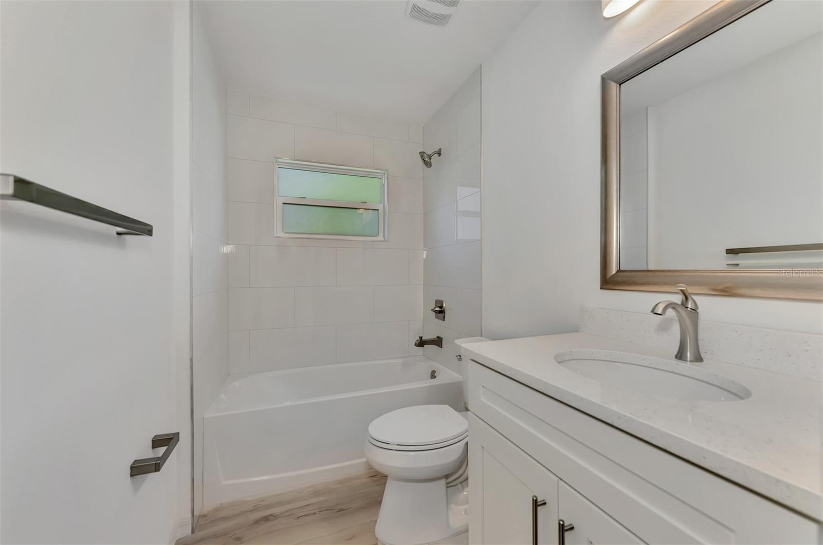 3383 Dryden St Property Photo 16