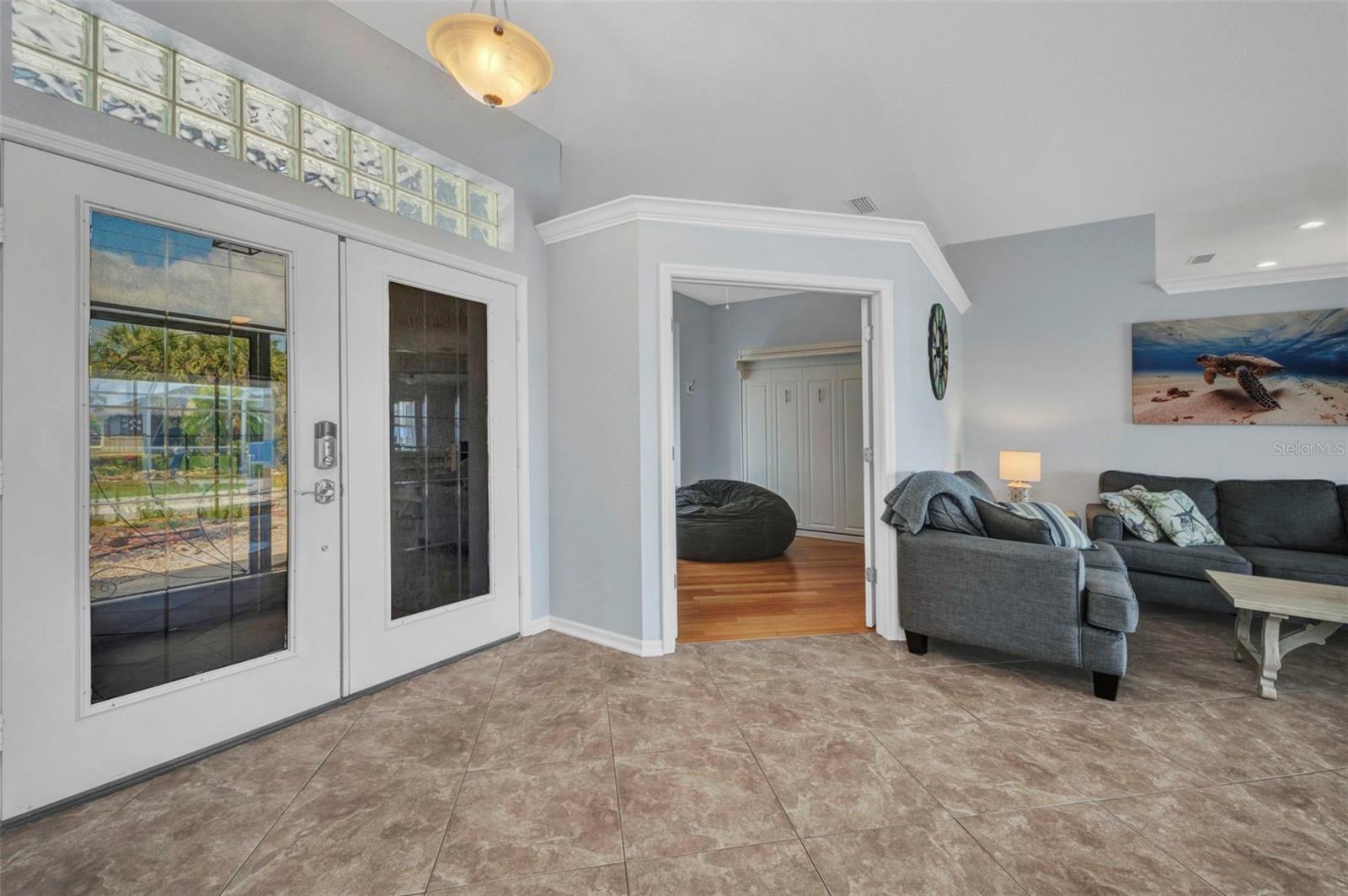 9582 Arsipe Cir Property Photo 7