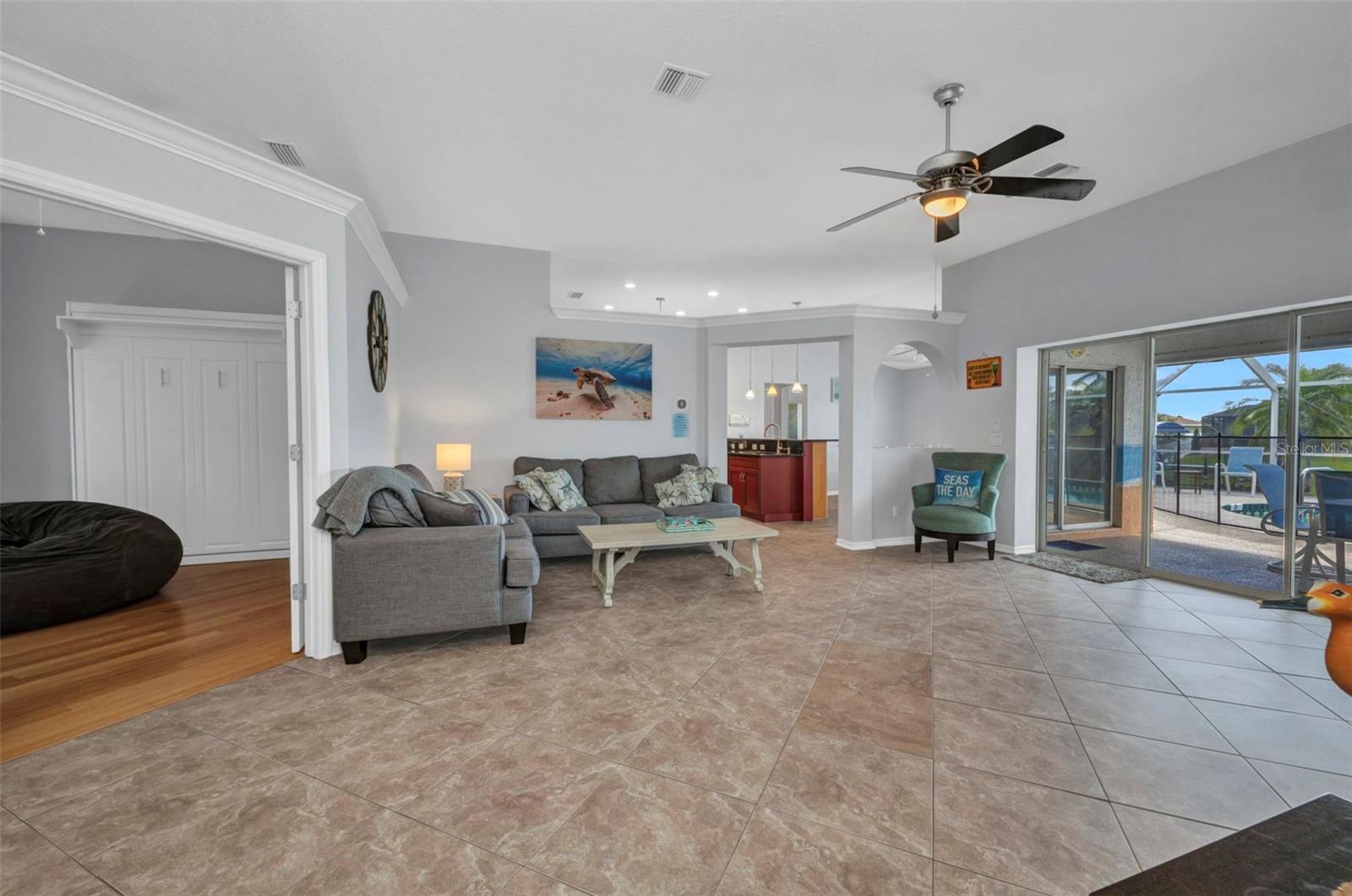9582 Arsipe Cir Property Photo 15