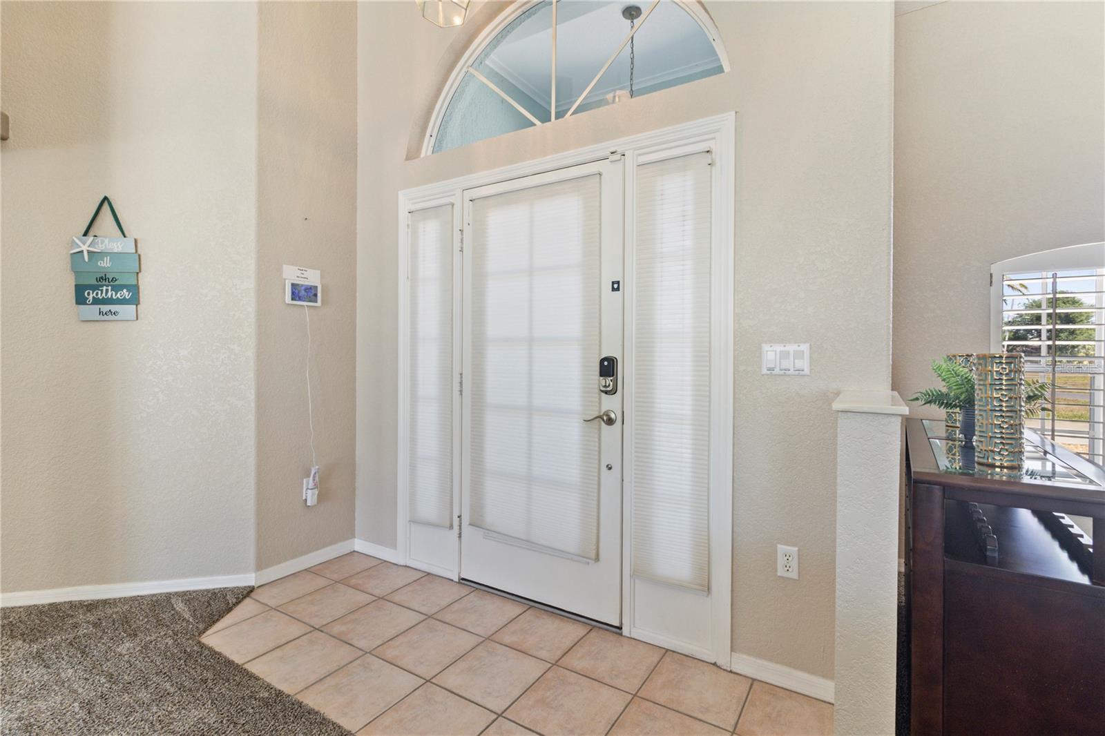 54 Medalist Pl Property Photo 6