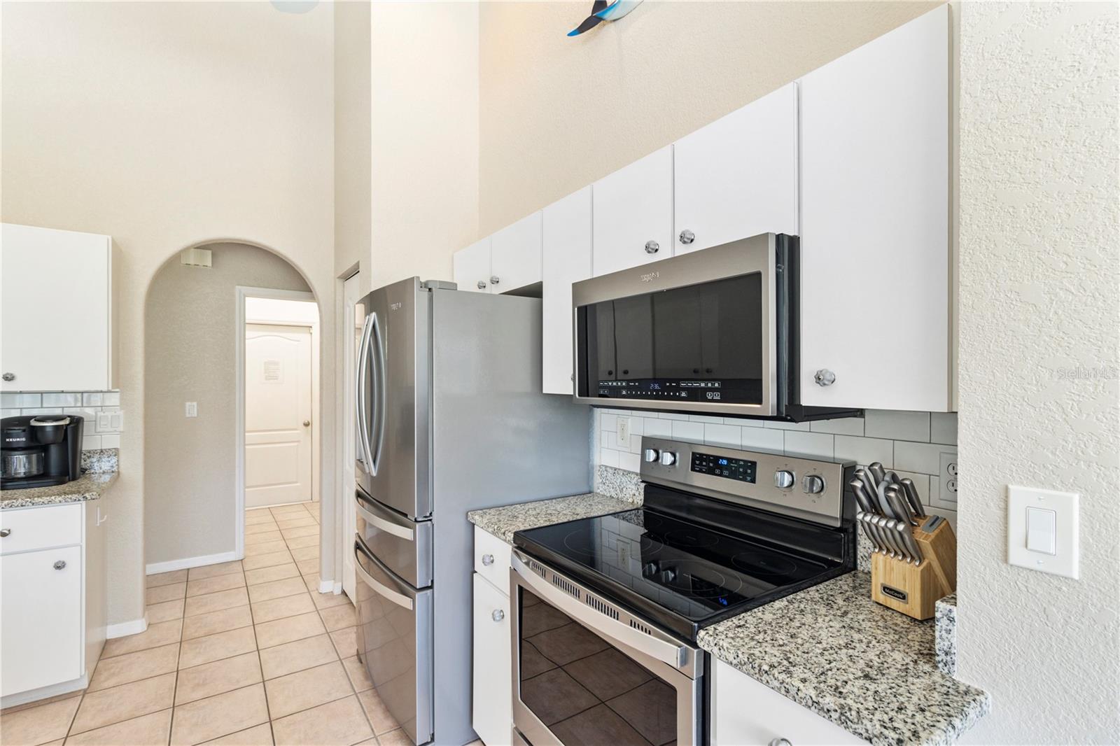 54 Medalist Pl Property Photo 14