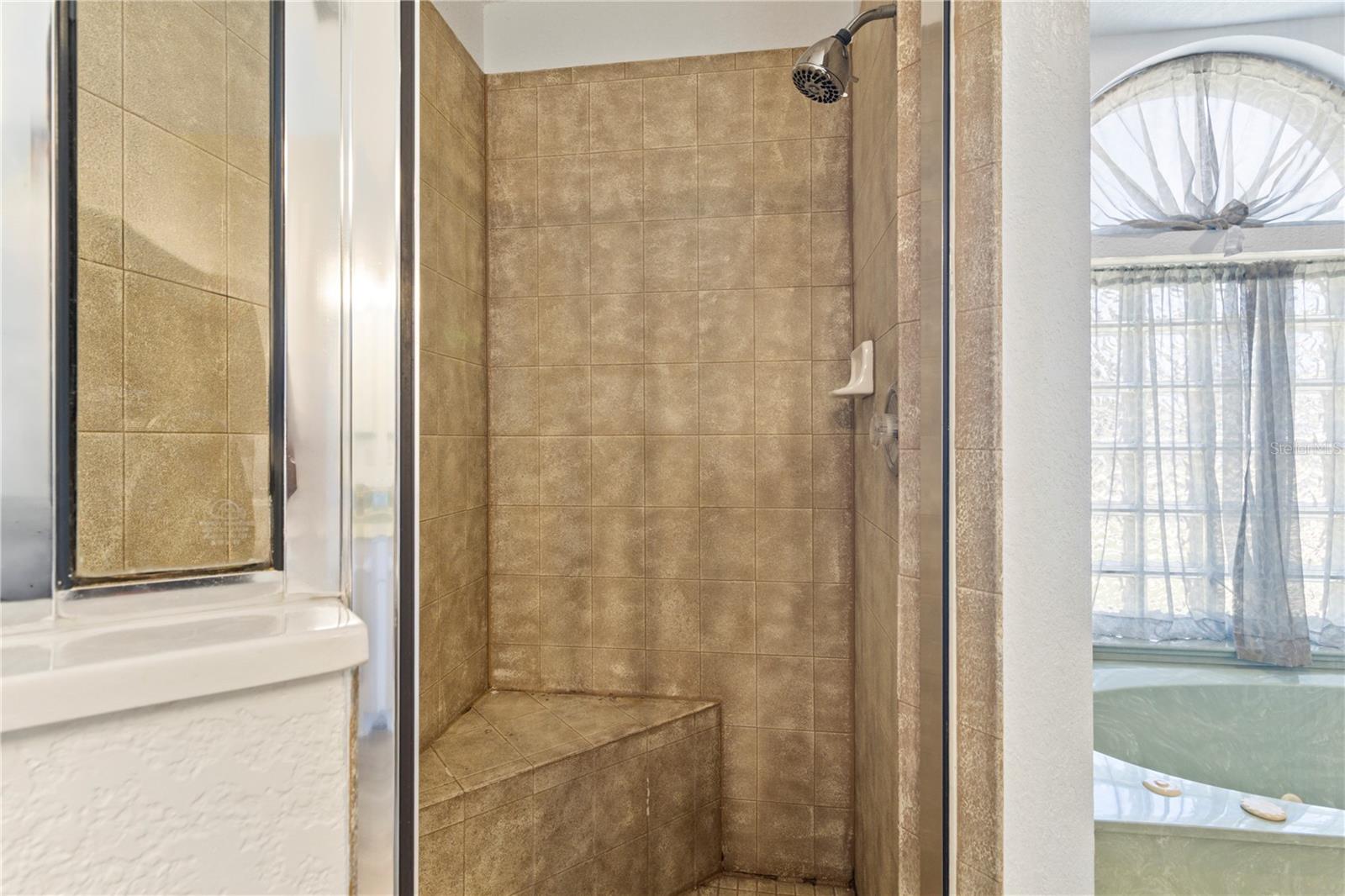 54 Medalist Pl Property Photo 22