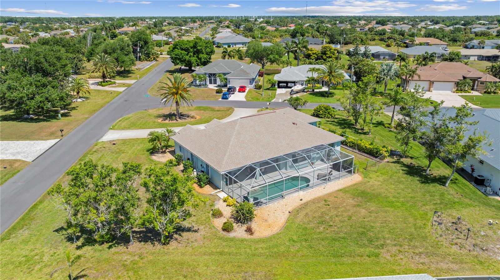 54 Medalist Pl Property Photo 47