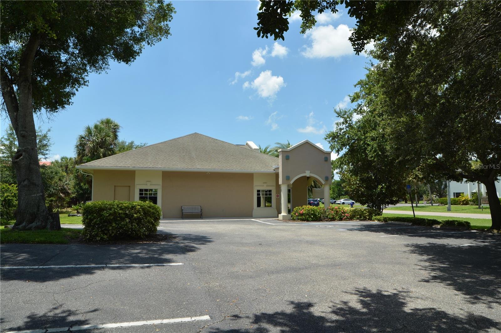 2496 Caring Way #b Property Photo 11