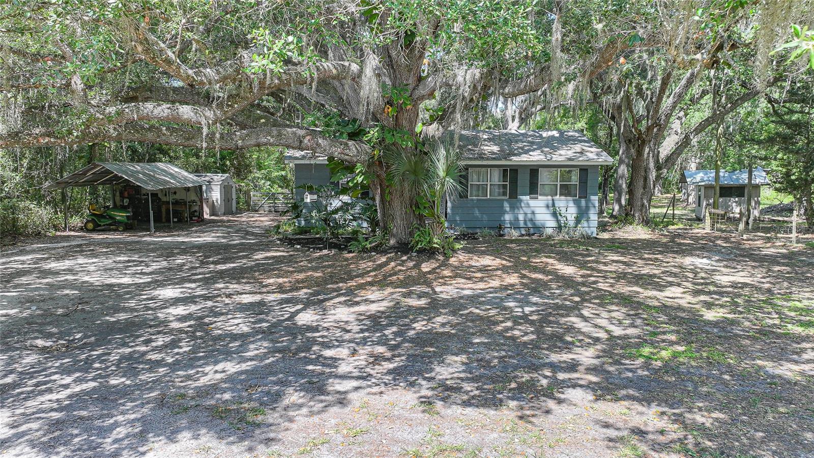 2403 Se Pointer Ave Property Photo 25