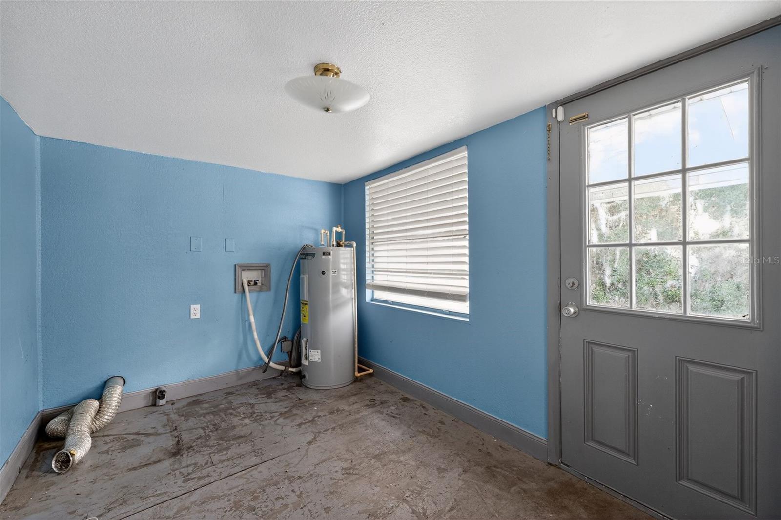 108 Earl Ave Property Photo 23