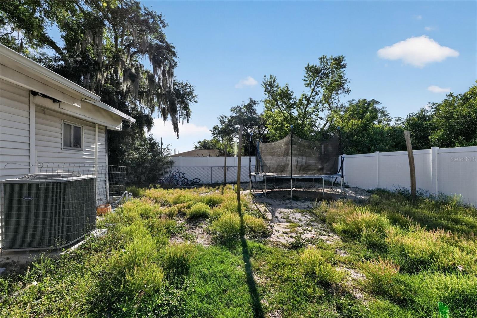 108 Earl Ave Property Photo 26