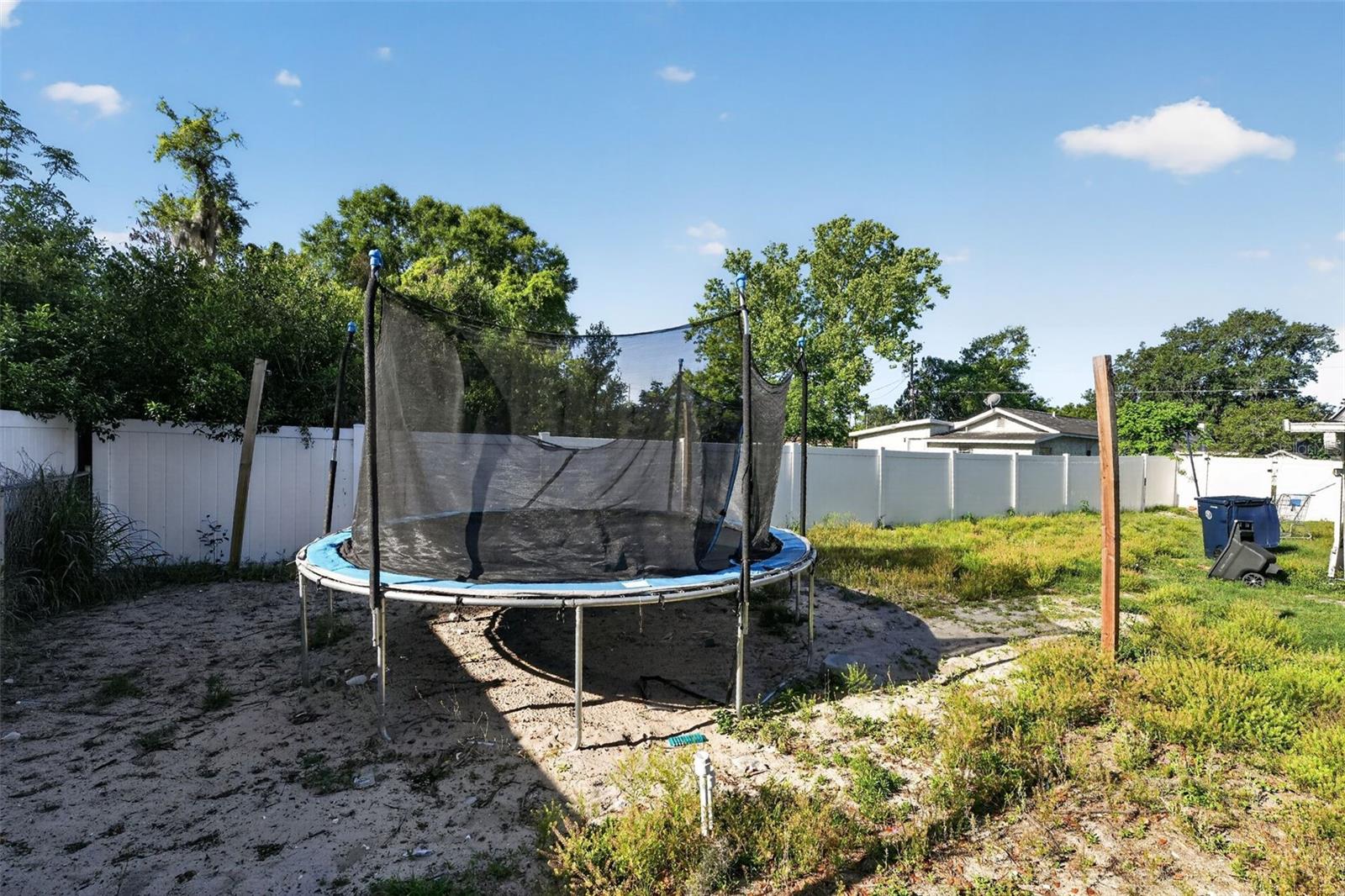 108 Earl Ave Property Photo 30