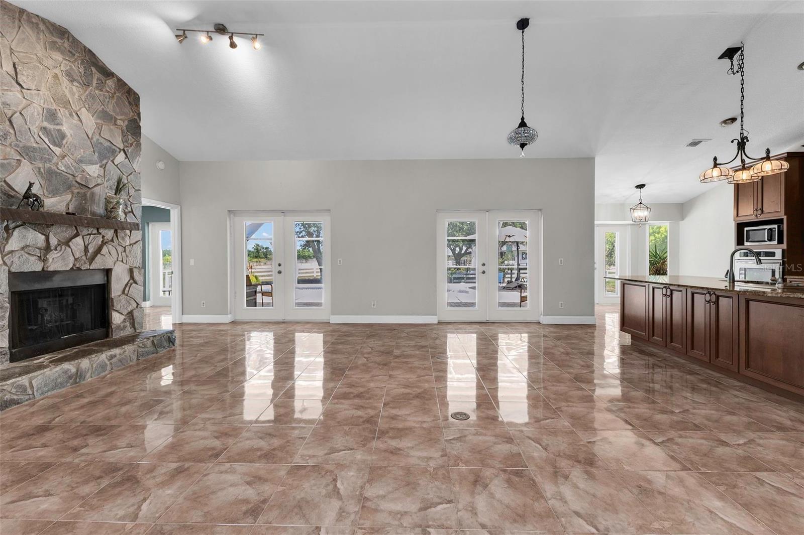 5222 Blackjack Cir Property Photo 12