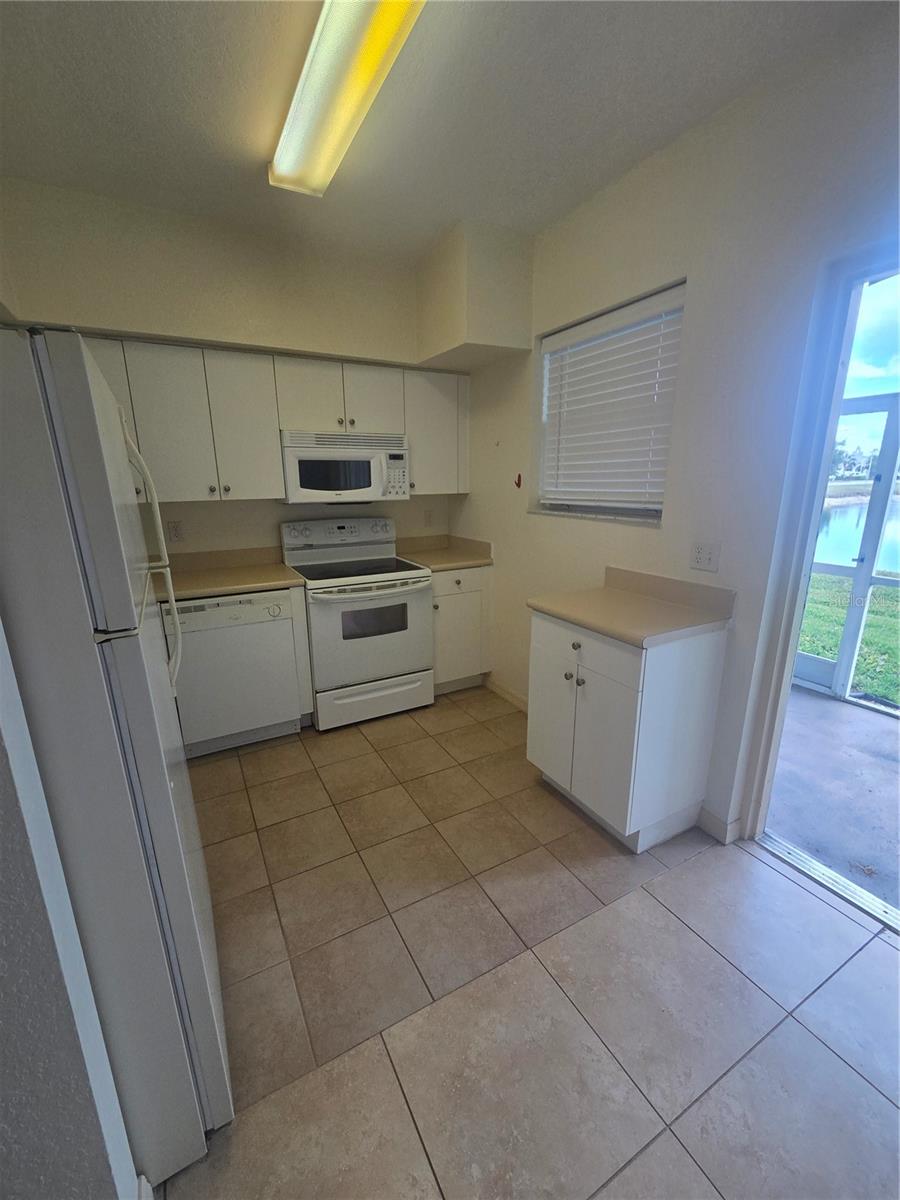 8312 Bernwood Cove Loop #1007 Property Photo 2