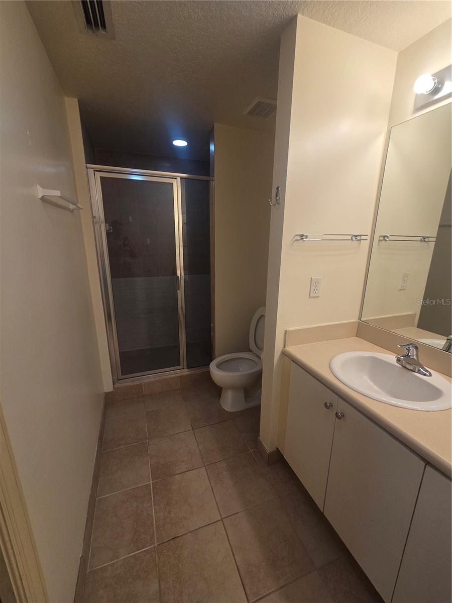 8312 Bernwood Cove Loop #1007 Property Photo 8