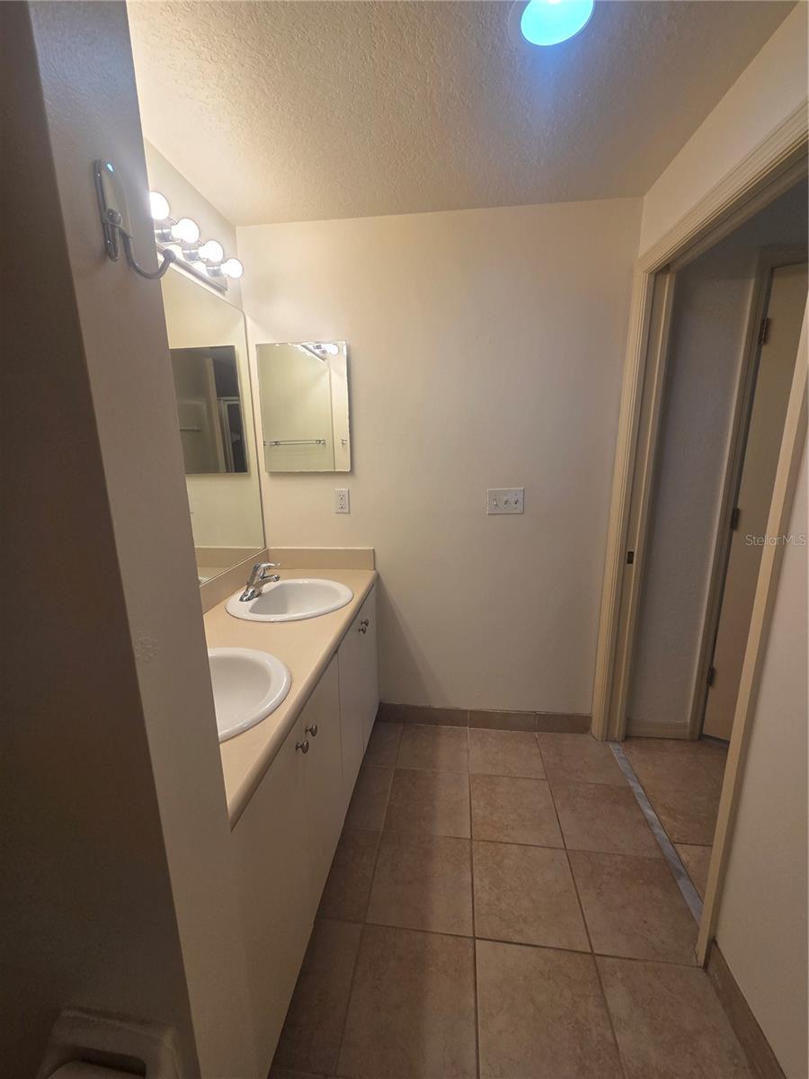 8312 Bernwood Cove Loop #1007 Property Photo 9