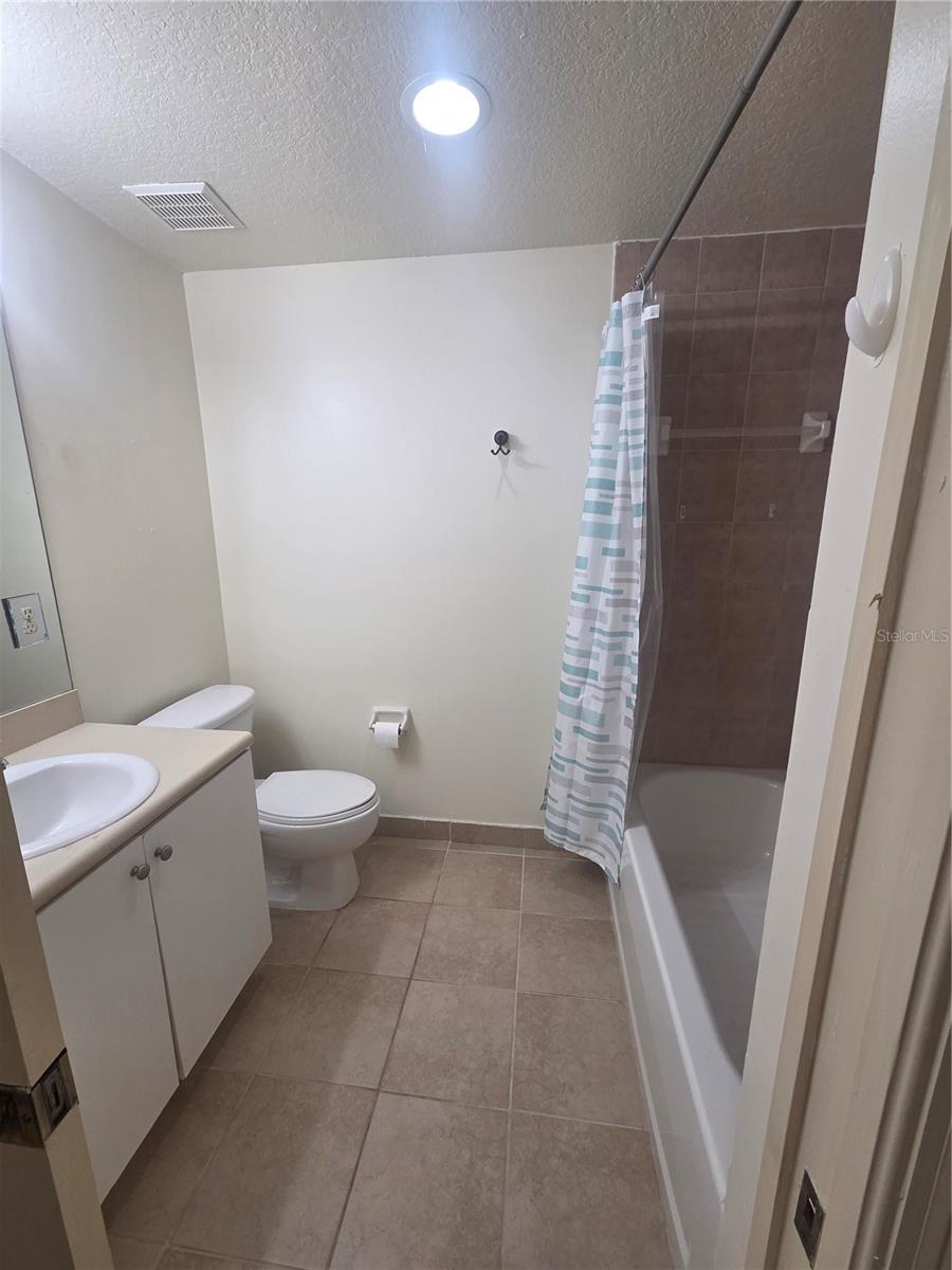 8312 Bernwood Cove Loop #1007 Property Photo 10