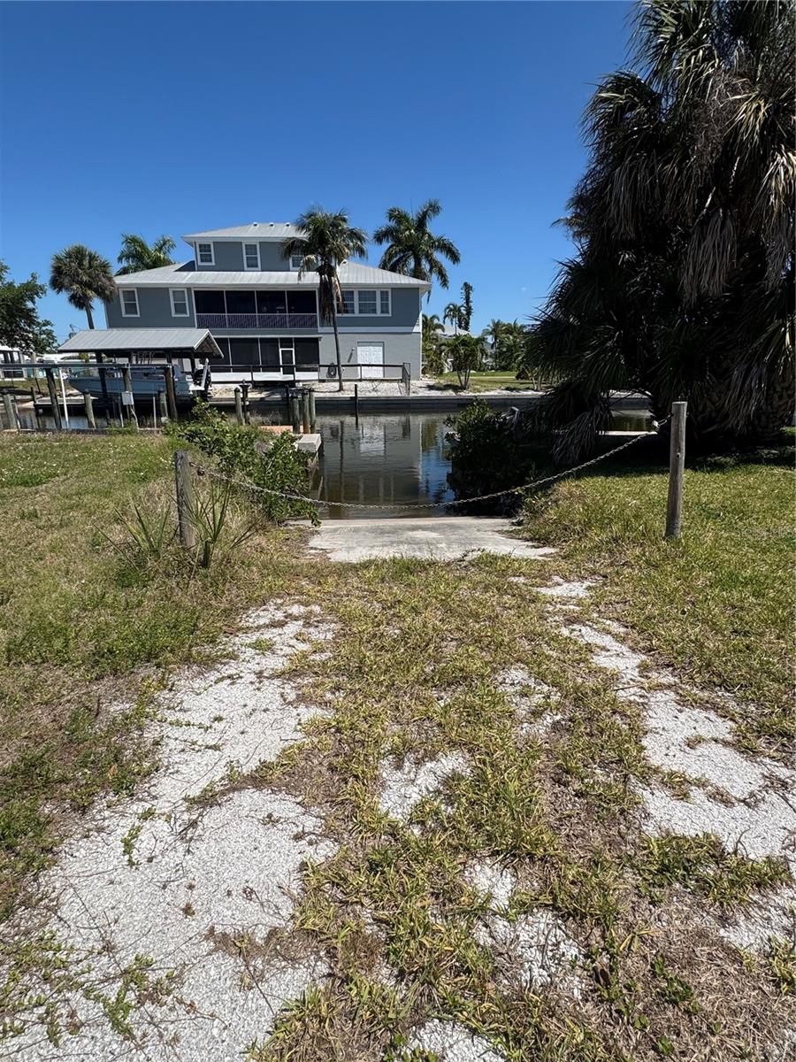24360 Blackbeard Blvd Property Photo 5