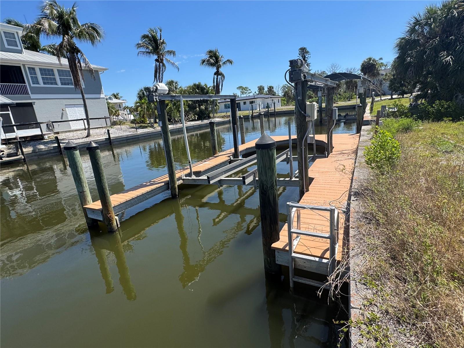 24360 Blackbeard Blvd Property Photo 6