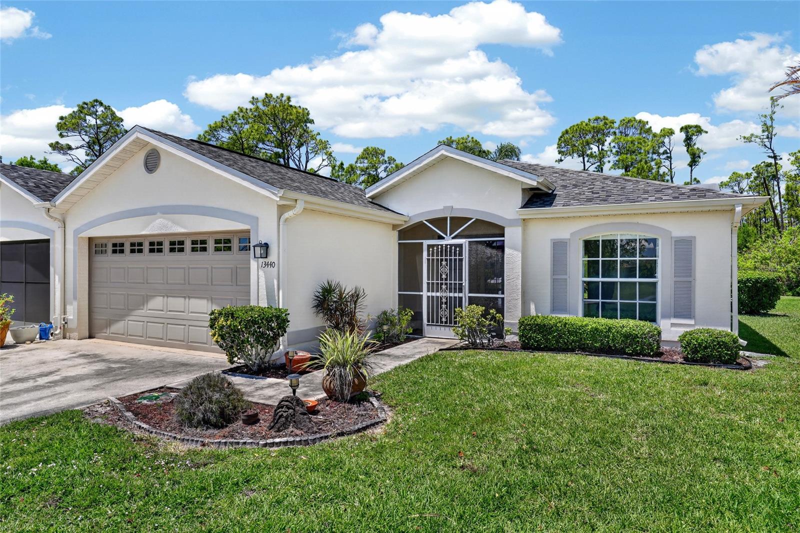 13440 Sw Pembroke Cir N Property Photo 1