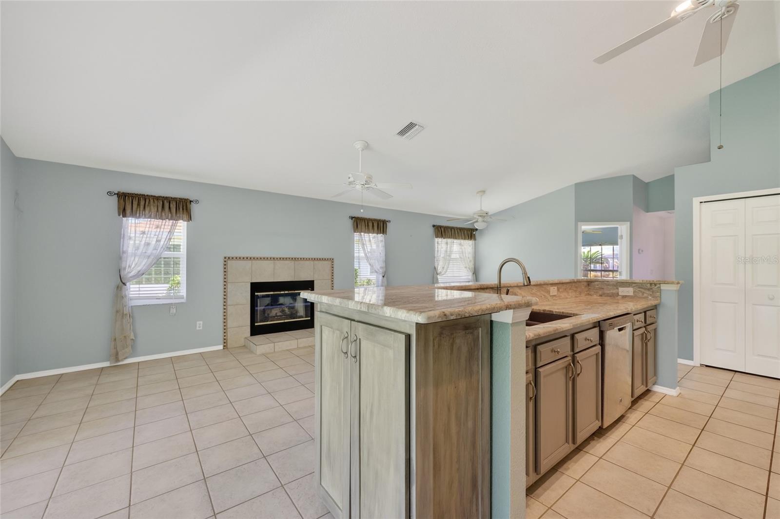 13440 Sw Pembroke Cir N Property Photo 13