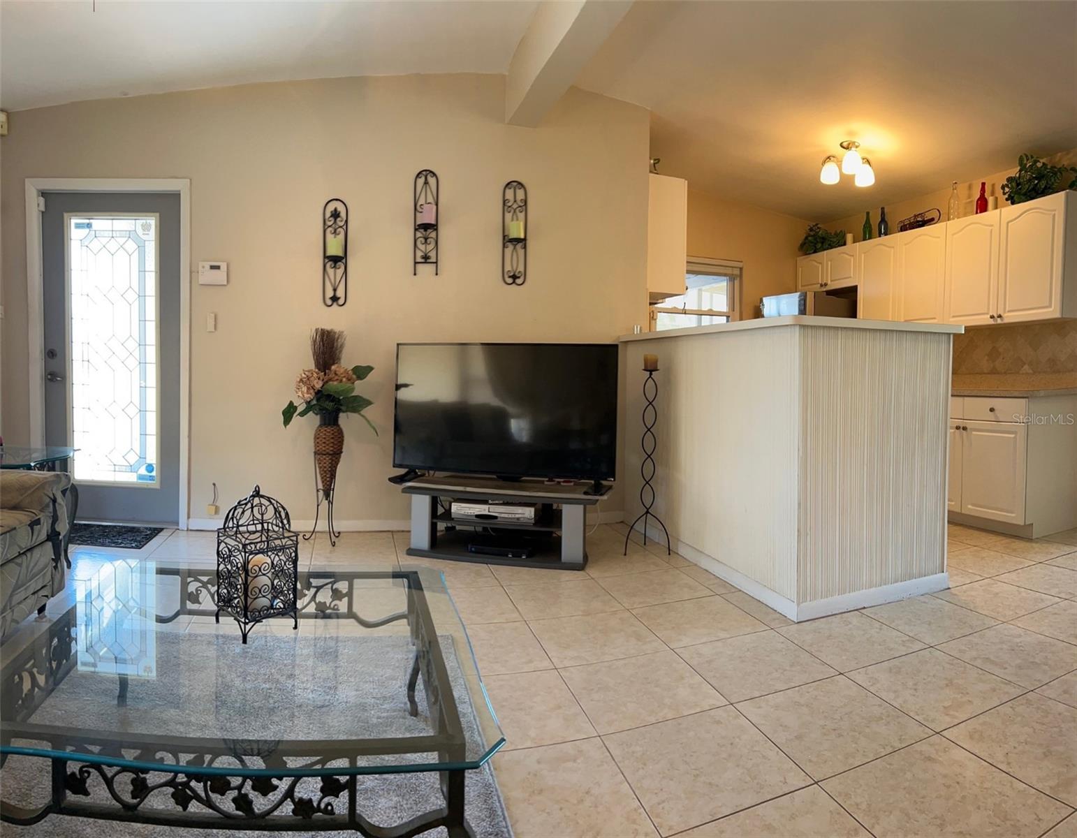 123 Poinsettia Cir Ne Property Photo 6