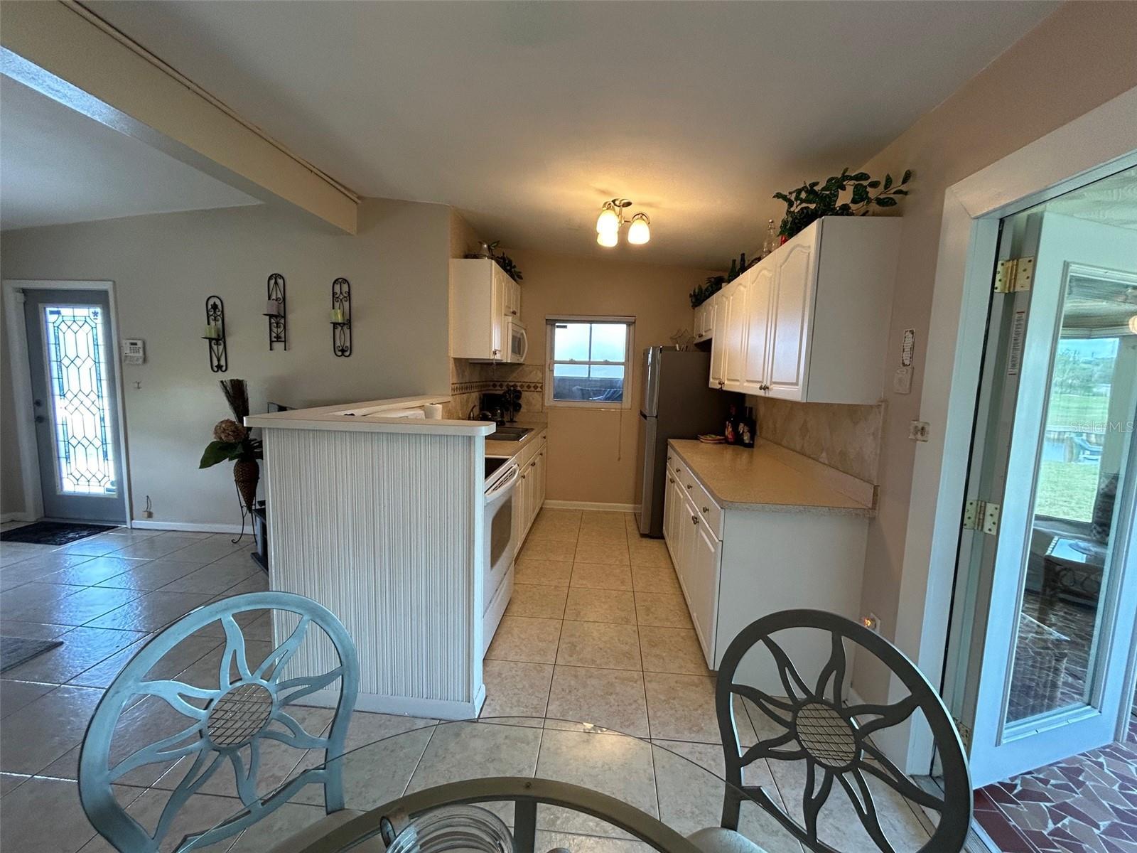 123 Poinsettia Cir Ne Property Photo 11