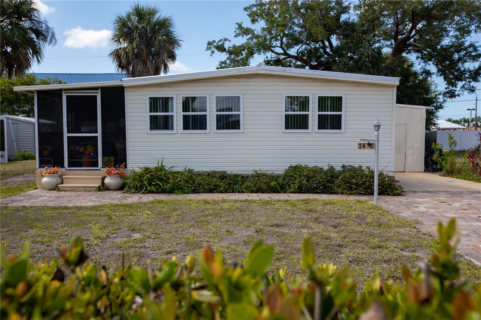 2465 Heron Dr Property Photo 1