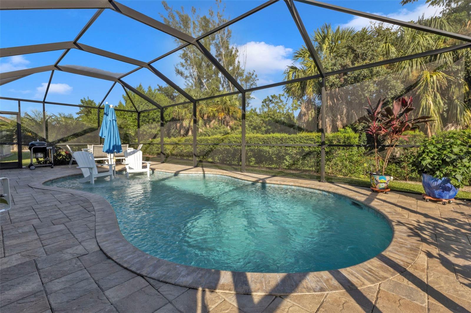 7676 Mikasa Dr Property Photo 2