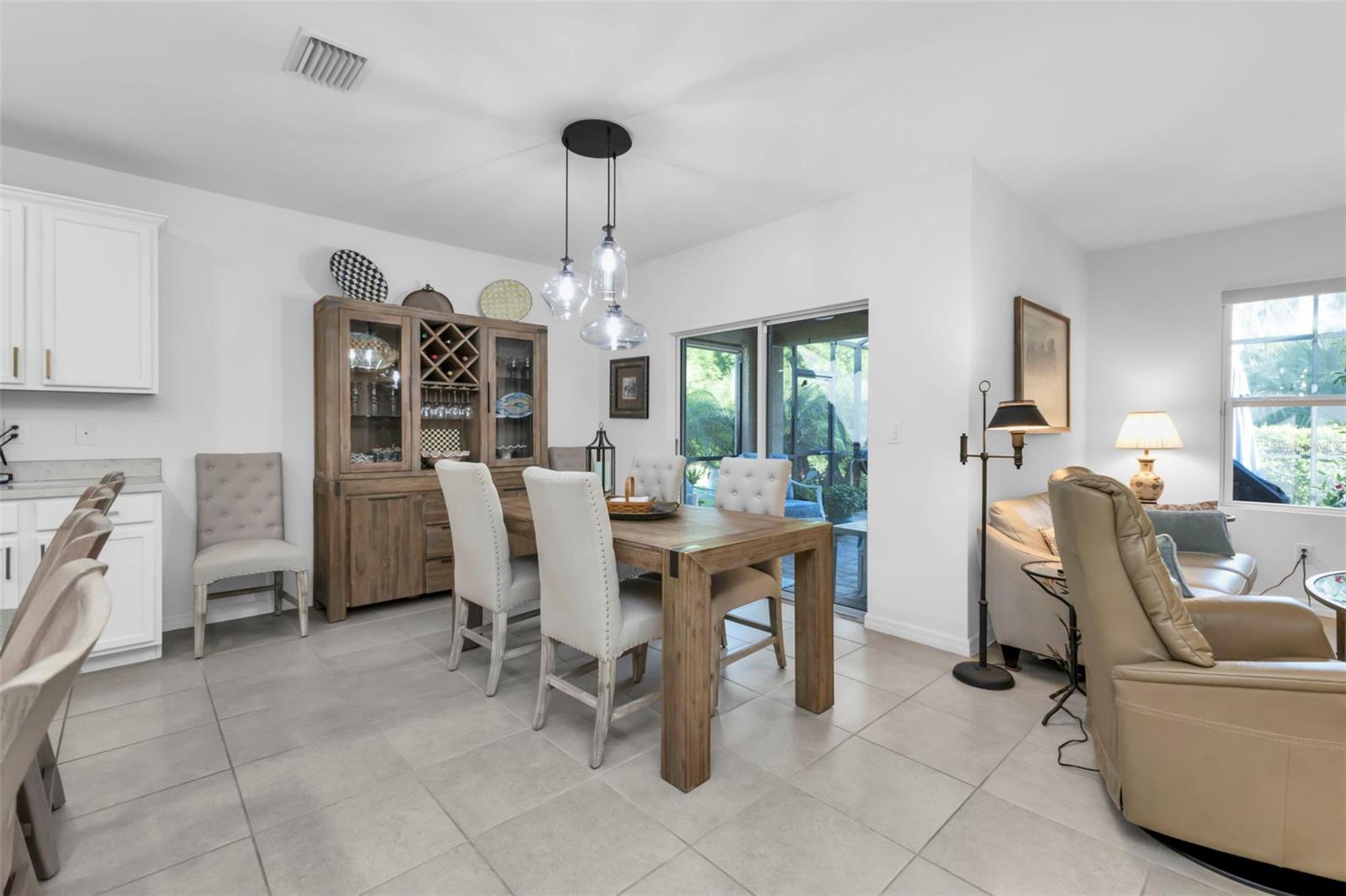 7676 Mikasa Dr Property Photo 12
