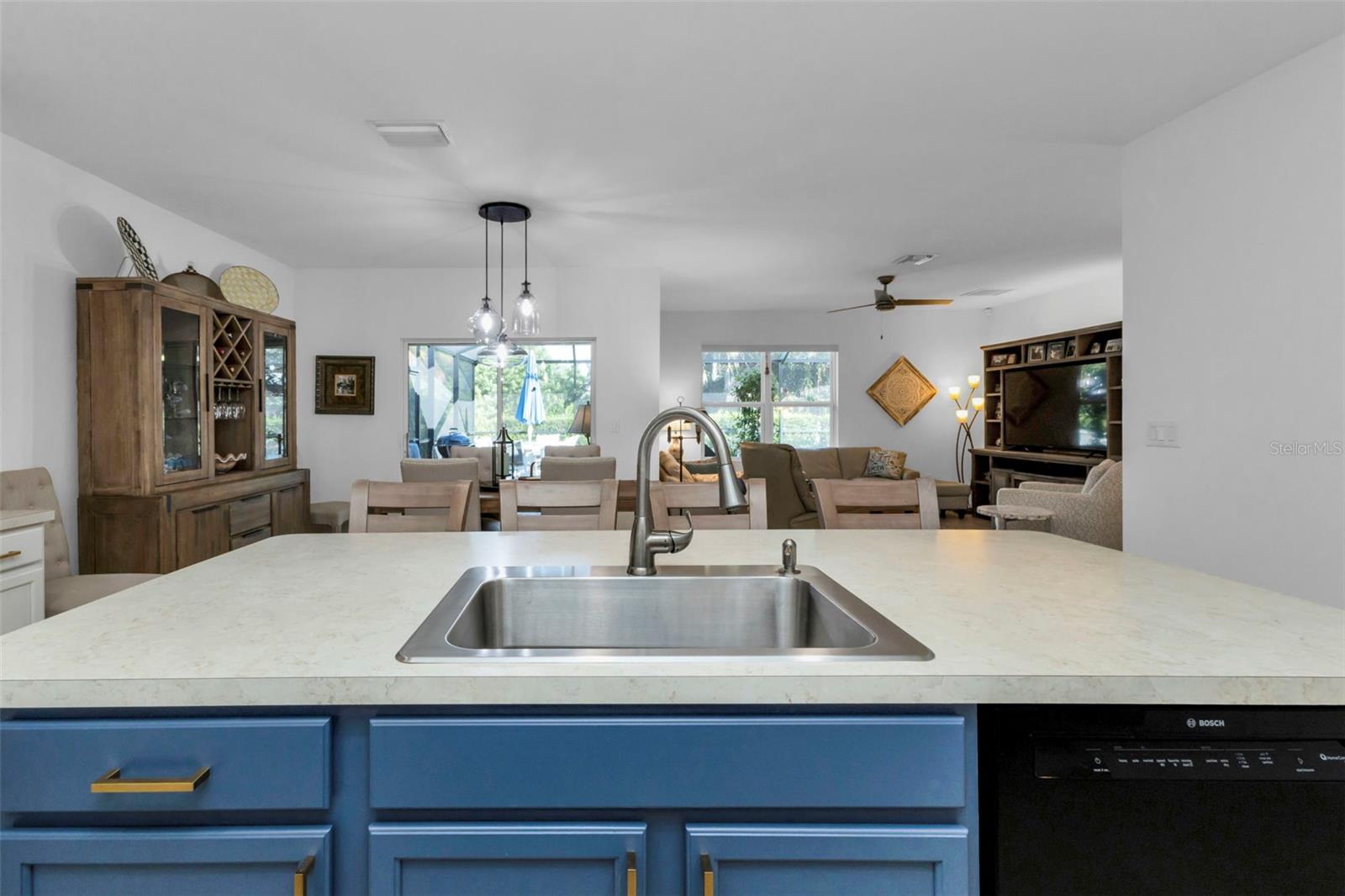 7676 Mikasa Dr Property Photo 17