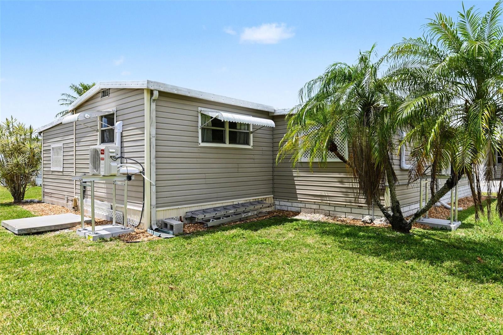 20 Holland Dr Property Photo 15
