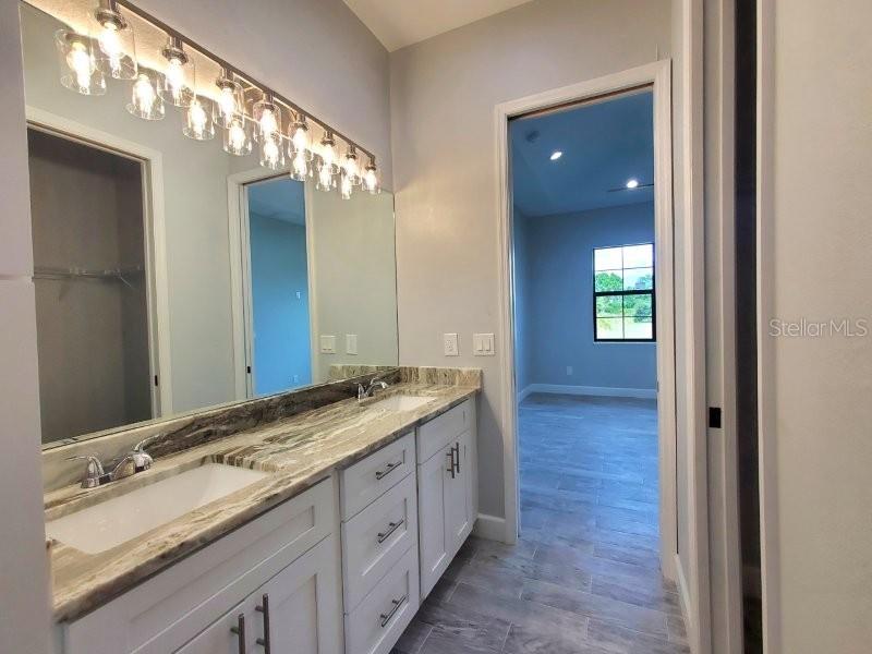1038 San Cristobal Ave Property Photo 11