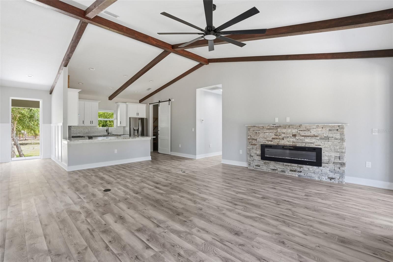 7933 5th Ter Property Photo 14