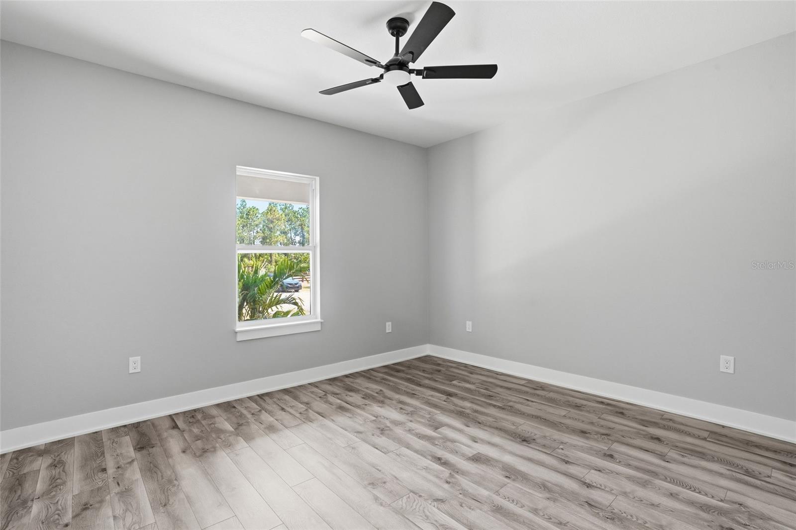 7933 5th Ter Property Photo 36
