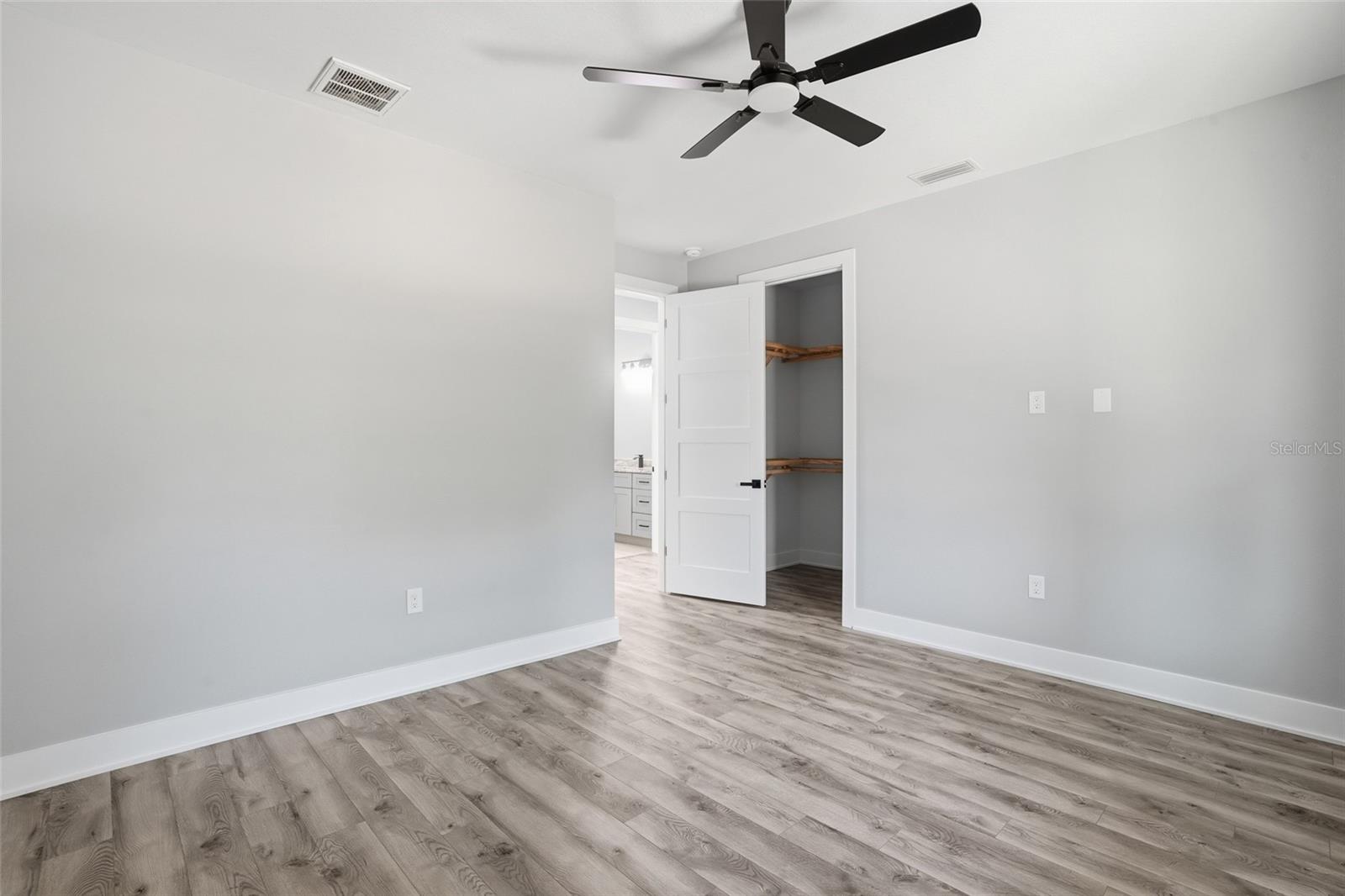 7933 5th Ter Property Photo 37