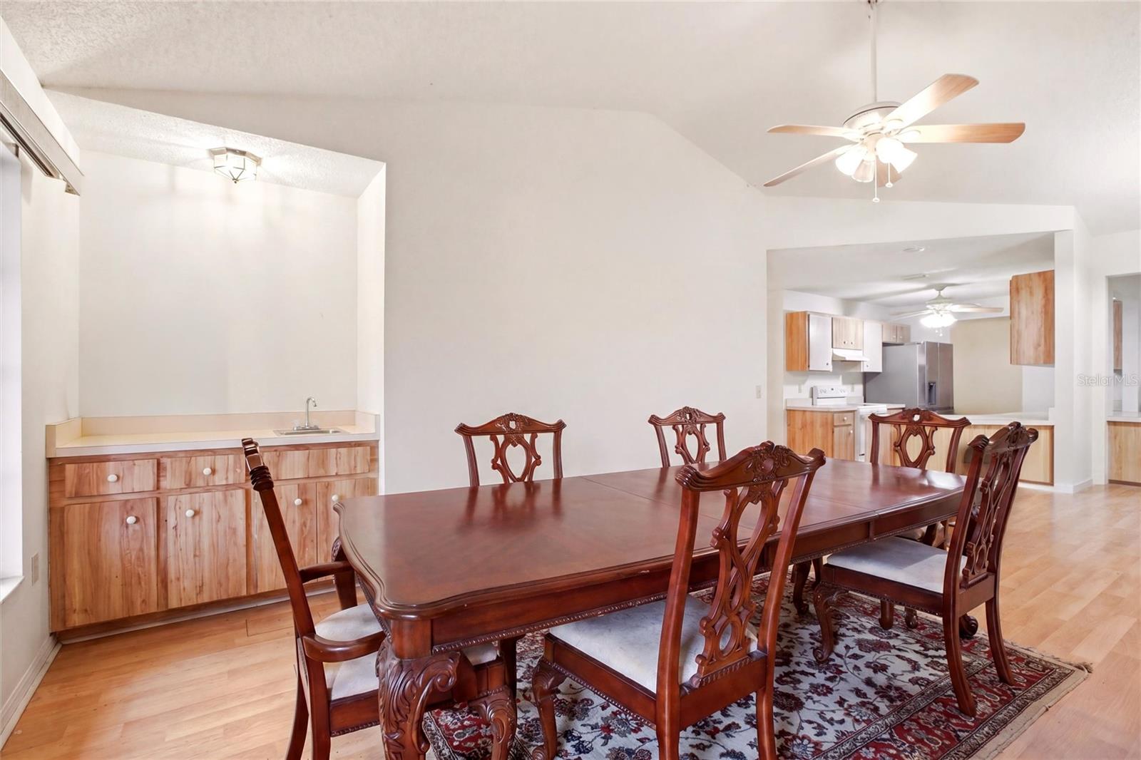 3456 Dwight St Property Photo 20