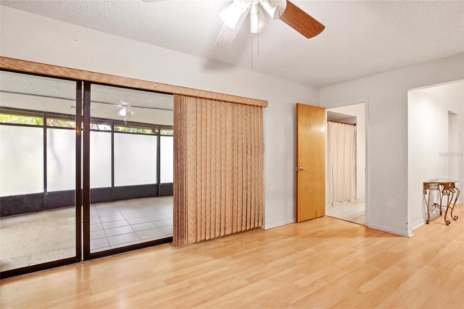 3456 Dwight St Property Photo 21