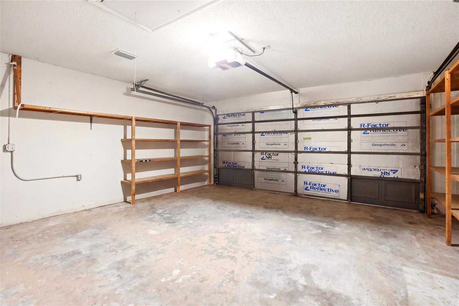 3456 Dwight St Property Photo 47