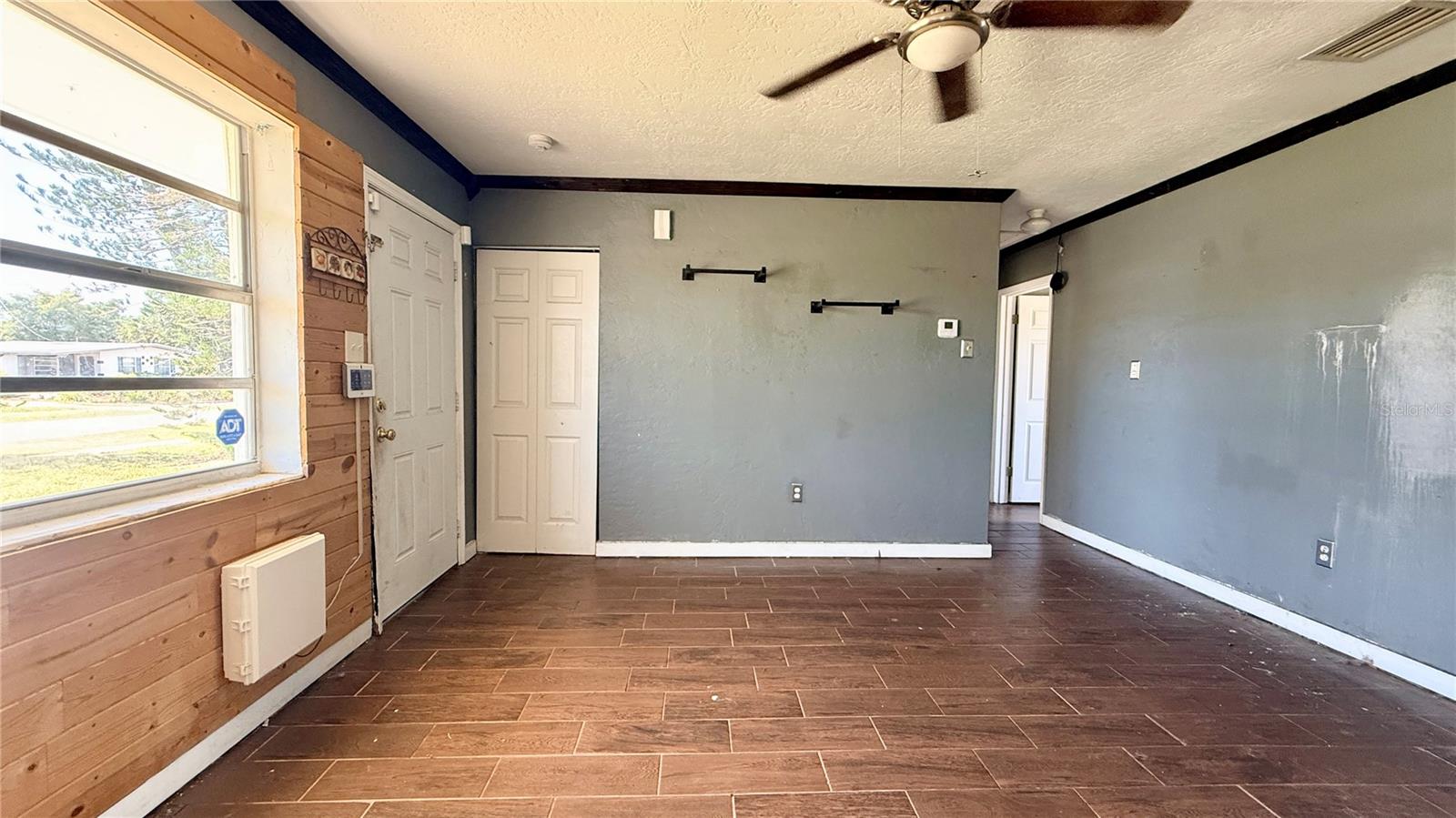 4448 Chicopa St Property Photo 3