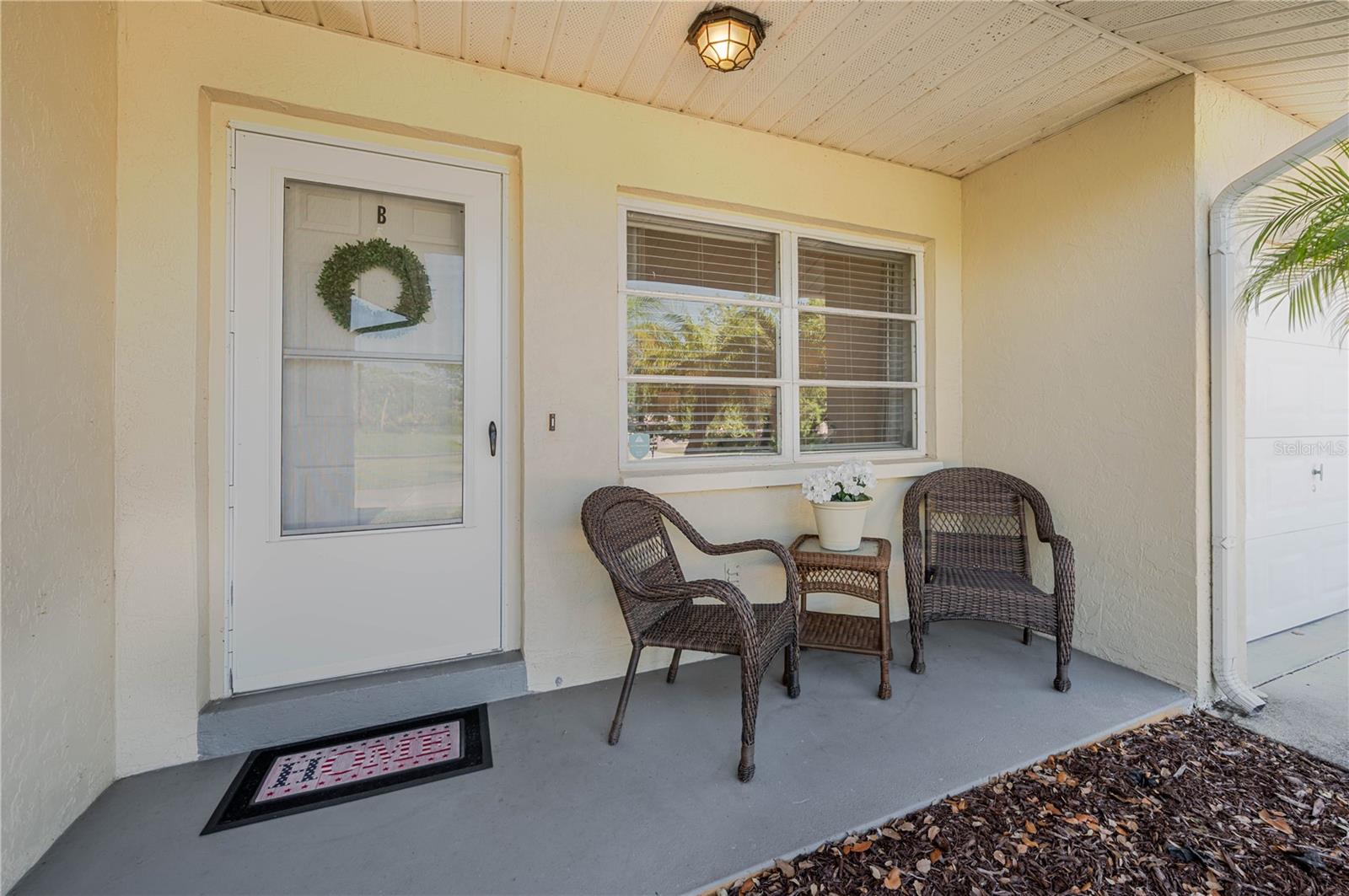 182 Boundary Blvd #b Property Photo 2
