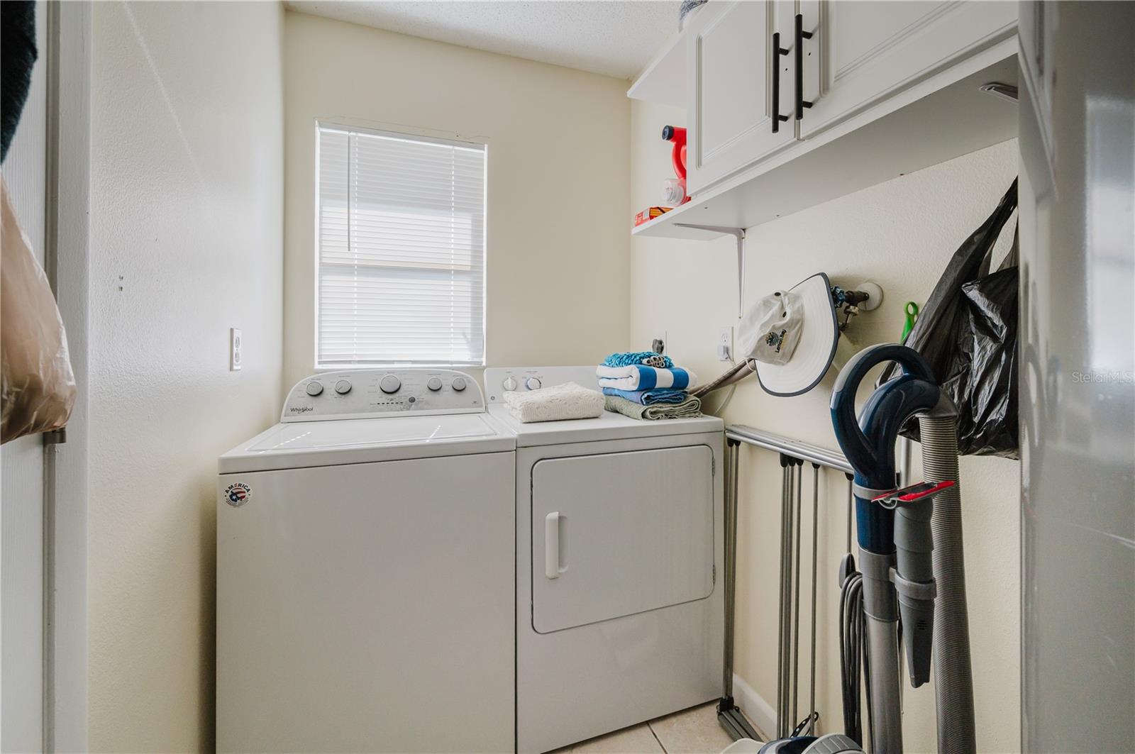 182 Boundary Blvd #b Property Photo 5