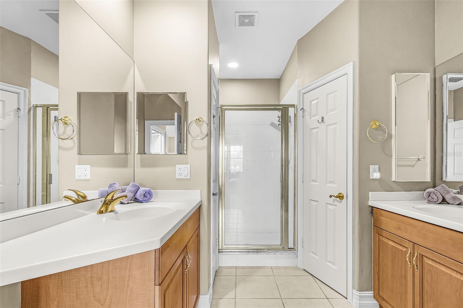 5626 Cape Harbour Dr #202 Property Photo 8