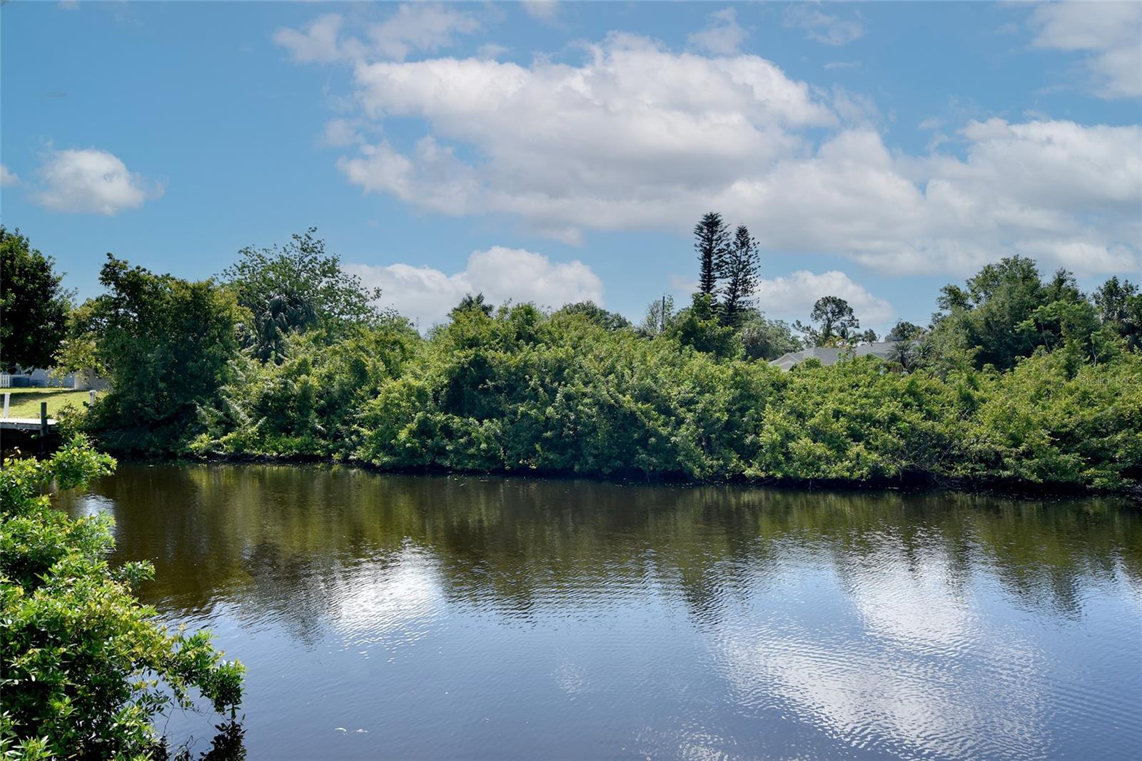 2060 River Basin Ter Property Photo 7