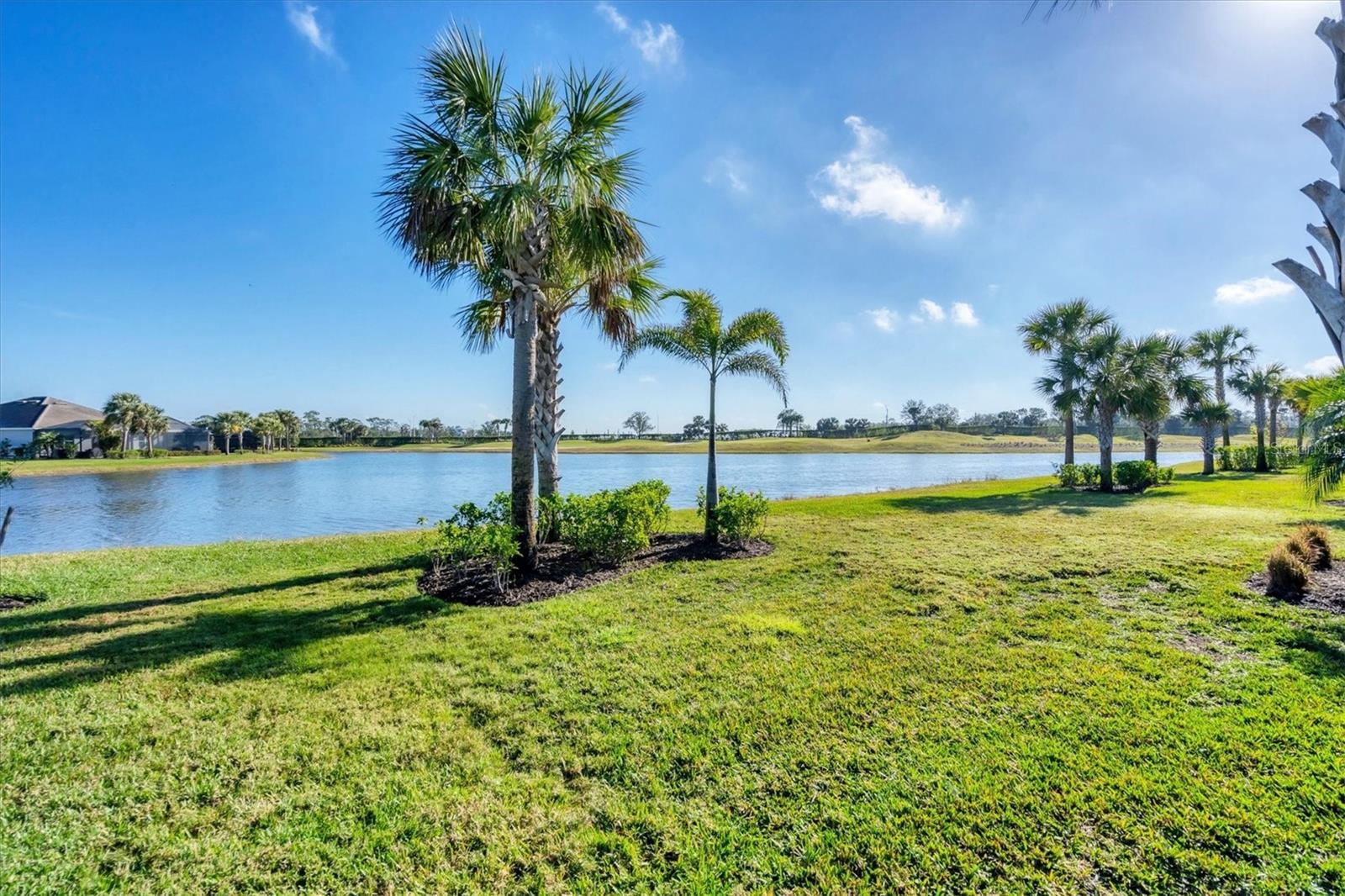 25228 Longmeadow Dr Property Photo 29