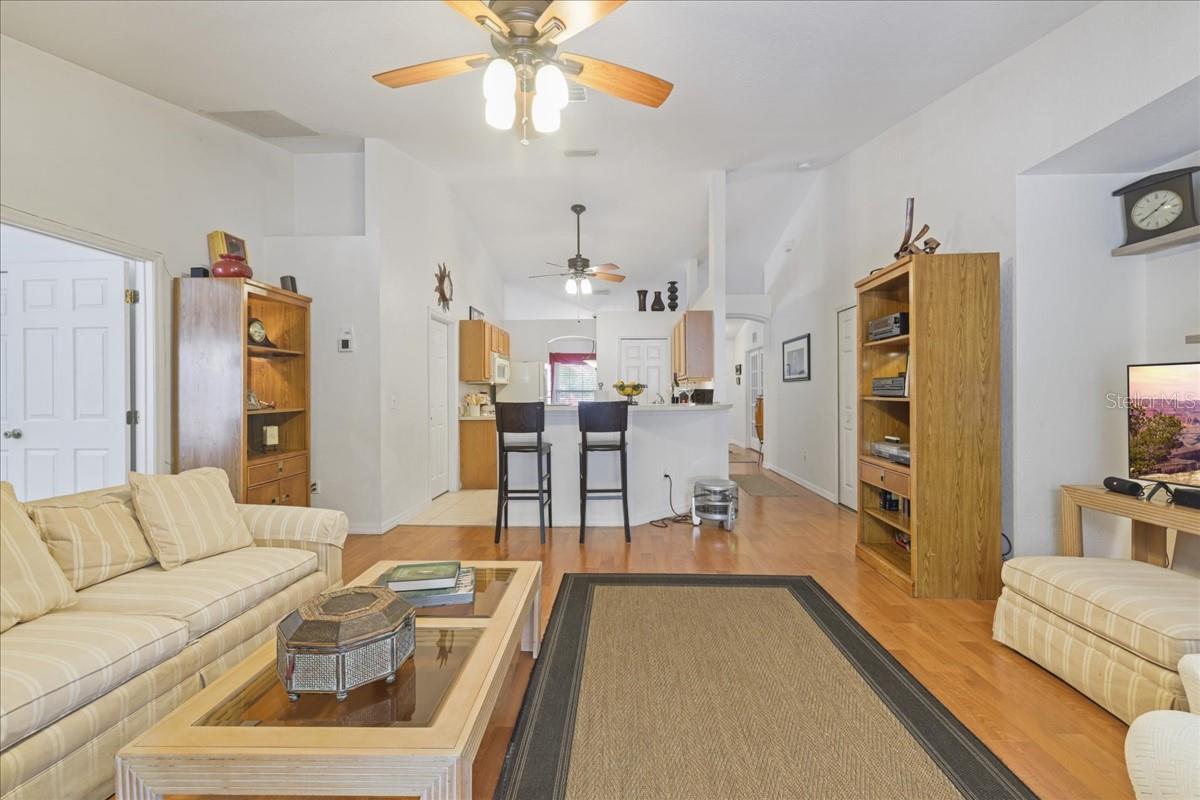 3322 Hampton St Property Photo 16
